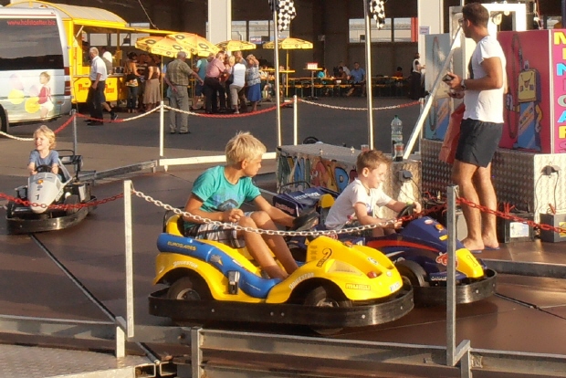 MOBIELE ELEKTRO AUTORENNBAHN